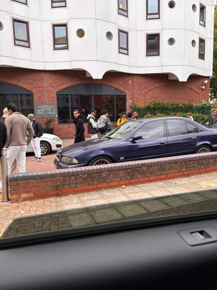 Tommy Robinson 🇬🇧 tweet media