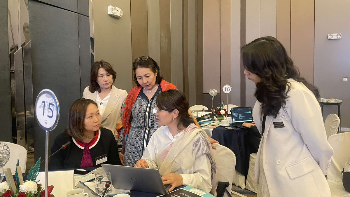 Tsetsegsaikhan Batmu tweet media