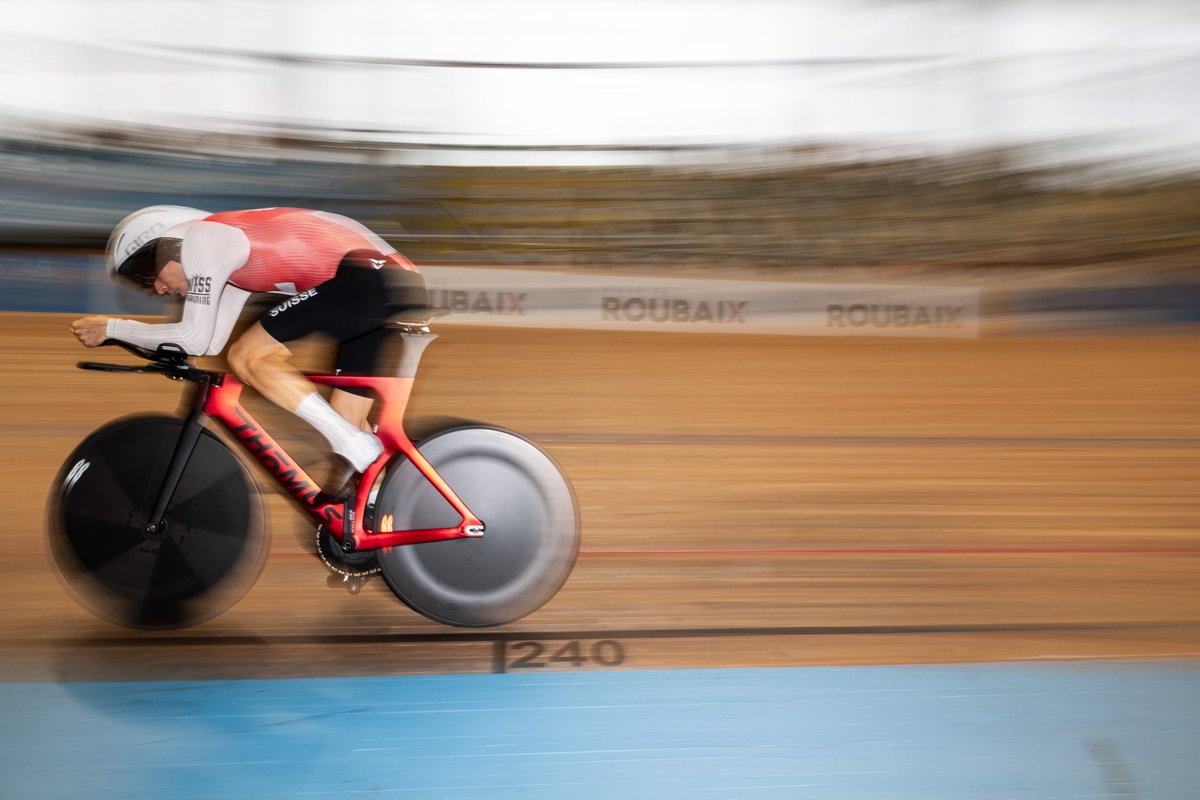 Stab Vélodrome Roubaix Hauts-de-France tweet media