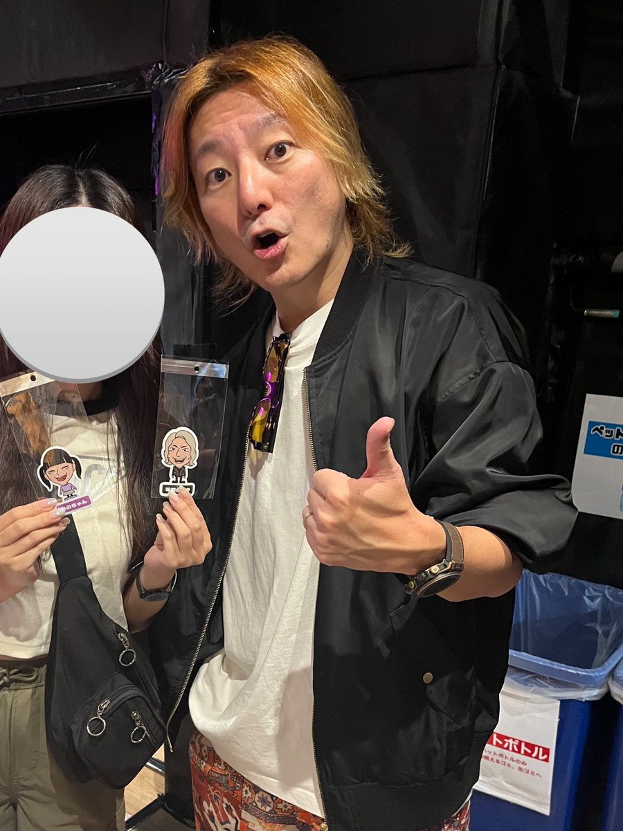 BarackObako's tweet photo. 2024.10.06 Girls be bad
「GBB -SIXTEEN'S MIND TOUR-」
@新高円寺LOFT X

どれもいい曲ばっかりだし、ついに松隈さんにもお会いできてめちゃくちゃいい日、、
原曲聴いてて特に好きだったパートがほぼ蝶ちゃんのだったことに気づき、チェキ撮れてそれも嬉しい🦋

#GBB #GBB東京 #SIXTEENSMINDTOUR https://t.co/novtyk4qHZ
