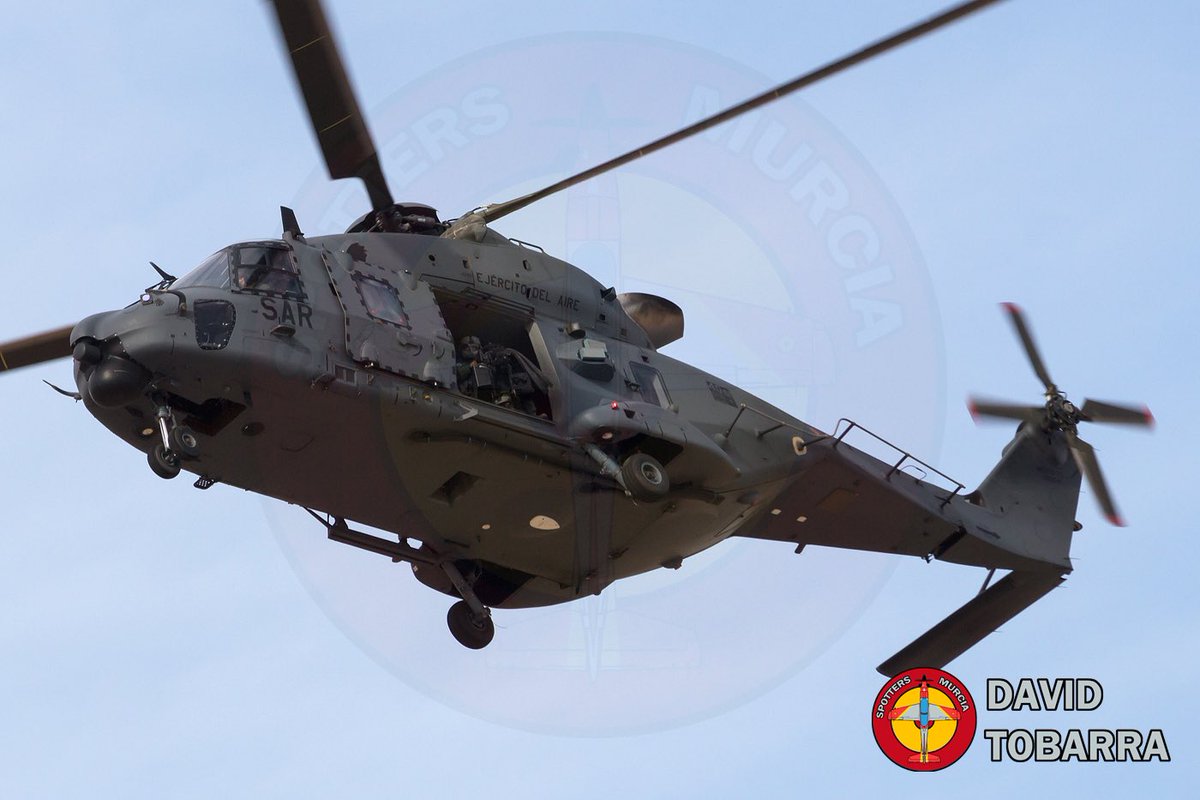 La semana pasada nuestro compañero <a href="/dtobarra/">ᗪᗩᐯIᗪ TOᗷᗩᖇᖇᗩ </a> cazó la visita a la Base Aérea de Alcantarilla de los helicópteros participantes de la misión CSAR del pasado curso TLP 2024-3