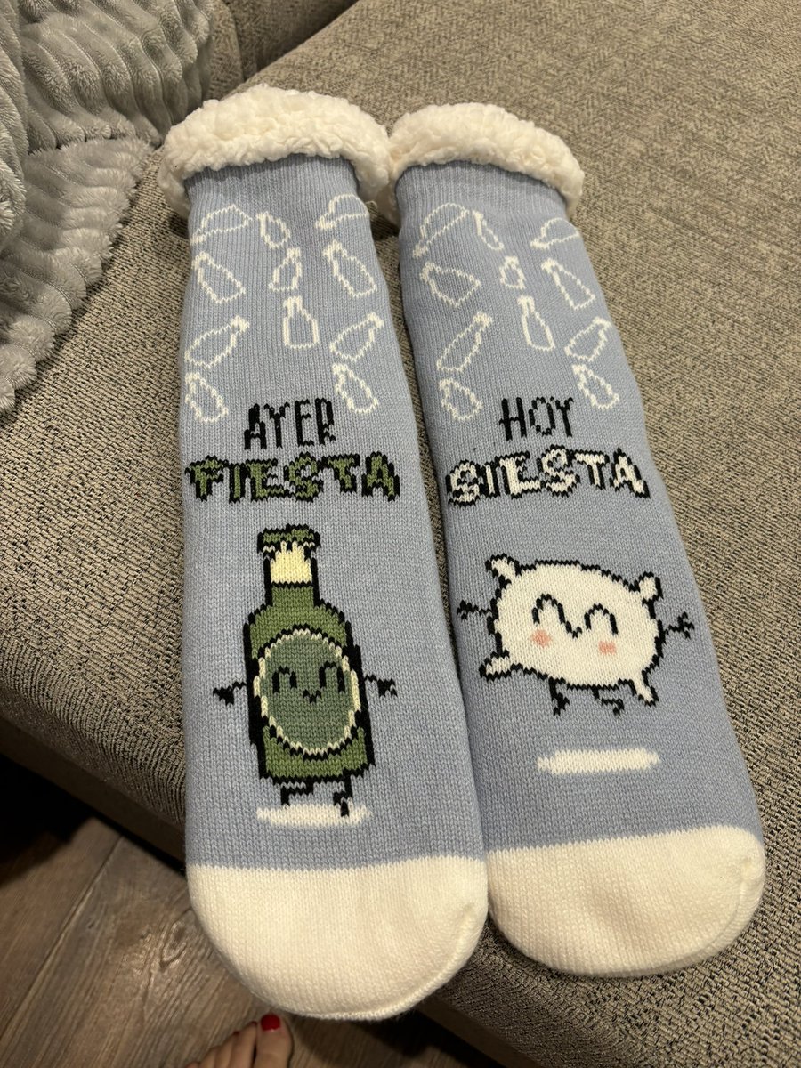 Hannah_and_Lola's tweet photo. Did you even go on holiday if you didn’t buy something from Ale-Hop? These should help me acclimatise back to English weather 😅 #holidayfinds https://t.co/1AnVvTtGUz