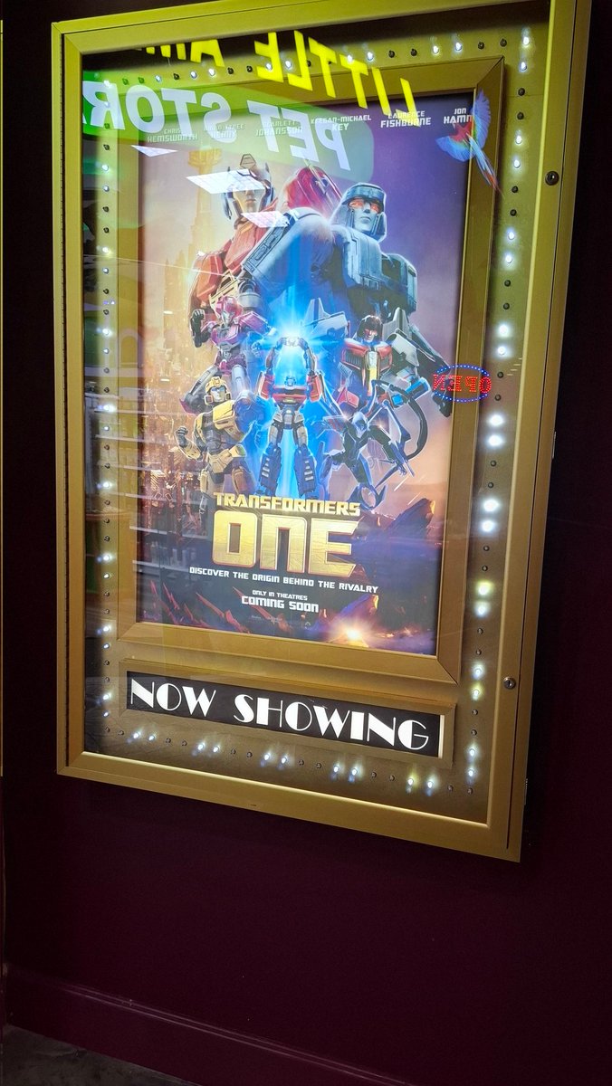 RamdeenStudios's tweet image. Round 6 and there&apos;s only 14 people in here (inclusive of myself) thus far. C&apos;mon guys go see let&apos;s go see #TransformersOne this weekend. It&apos;s a fantastic film. 

&quot;They were one. You are one. Till All Are ONE&quot;. #SAVETFONE !
