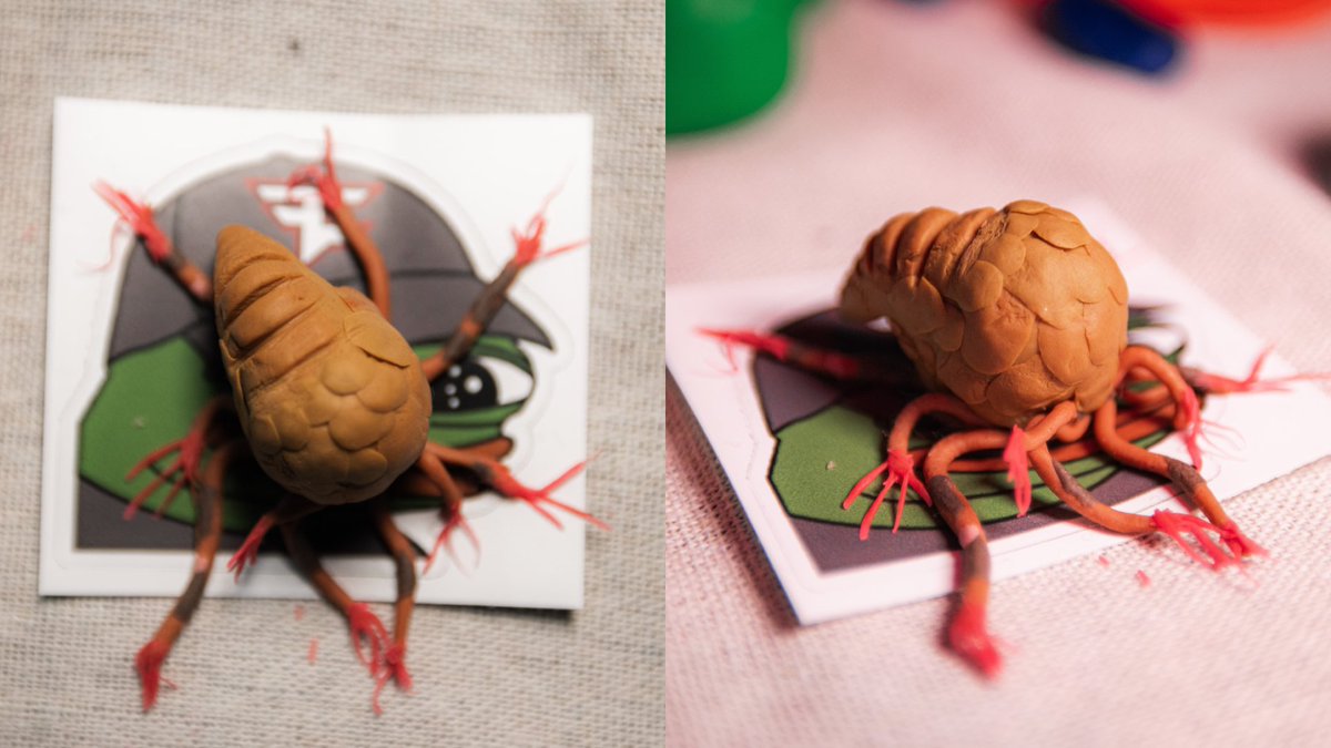 HALO FANS, WE NEED YOUR HELP ❗️

We have 4 finalists from our Community Creations station at #HaloWC - vote for your favorite design below to help us pick our winner! 👇