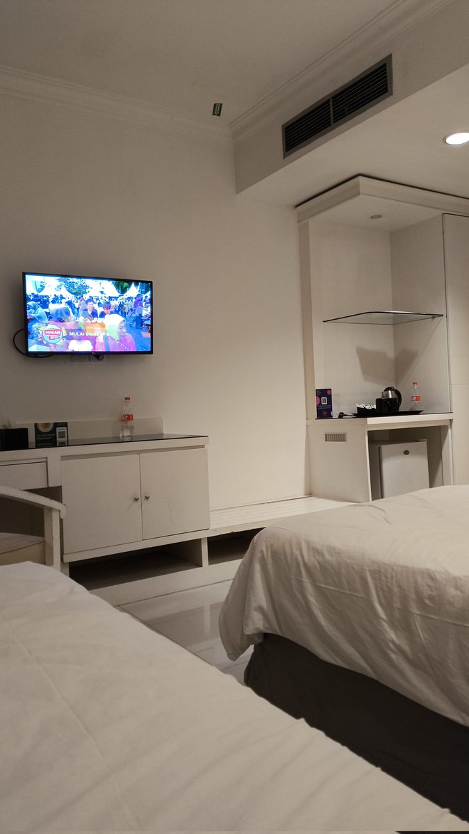 Dev_0909's tweet image. Tebak lokesyen?