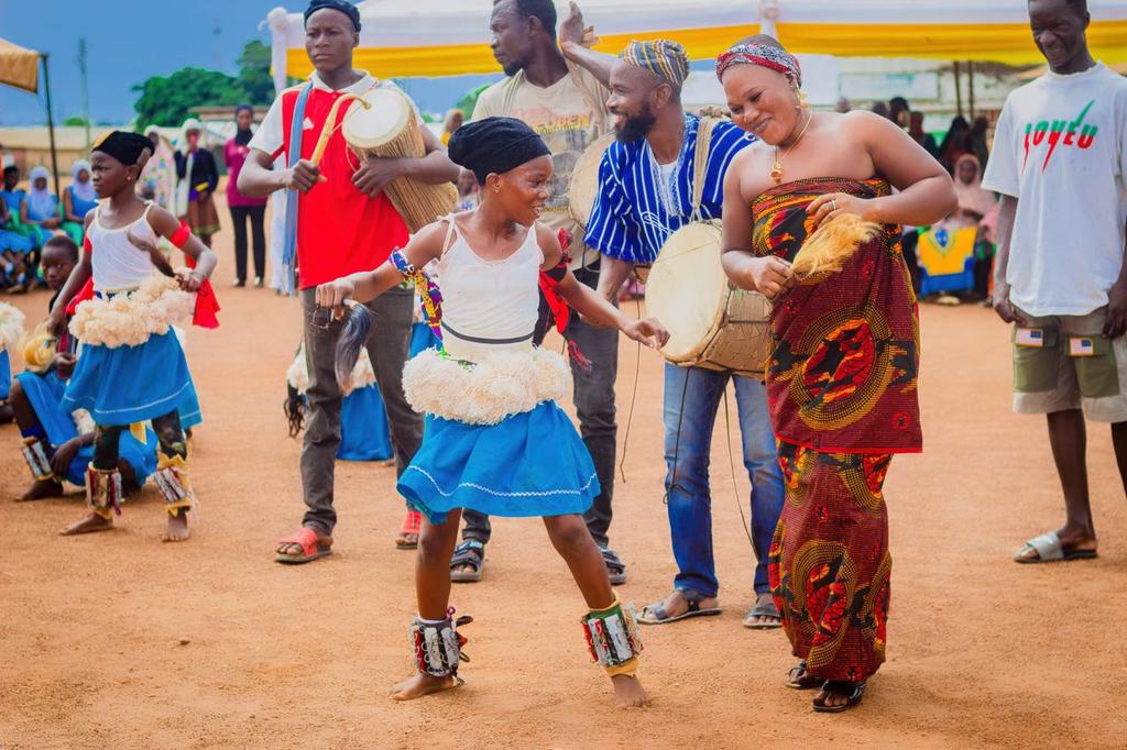 EstherRockson's tweet photo. CAMFED Ghana held community engagement durbars at Yendi and Ekumfi to discuss its programs and activities with community representatives. 1/2

#CommunityEngagements
#CAMFEDPartnerships
#CAMFEDIPs https://t.co/AEDSsbgEAy