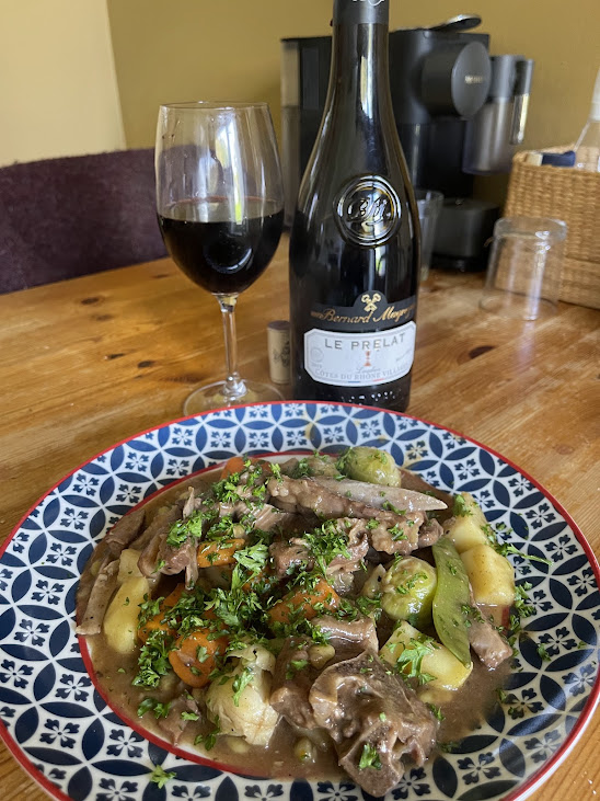 joukesp's tweet photo. #SundayLunch #Navarin #CôtesDuRhône
Slightly different approach to this navarin with a Flemish touch.
Result was absolutely delicious!
Perfect pairing with Côtes du Rhône Villages Laudun - Le Prélat.
Oh, and Anderlecht won 3-0. From Standard!
This is a beautiful Sunday, indeed! https://t.co/m0srJq5sAo