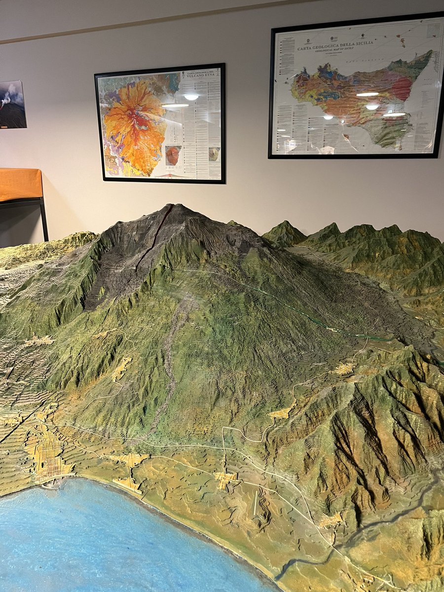 Becca Tanner tweet media