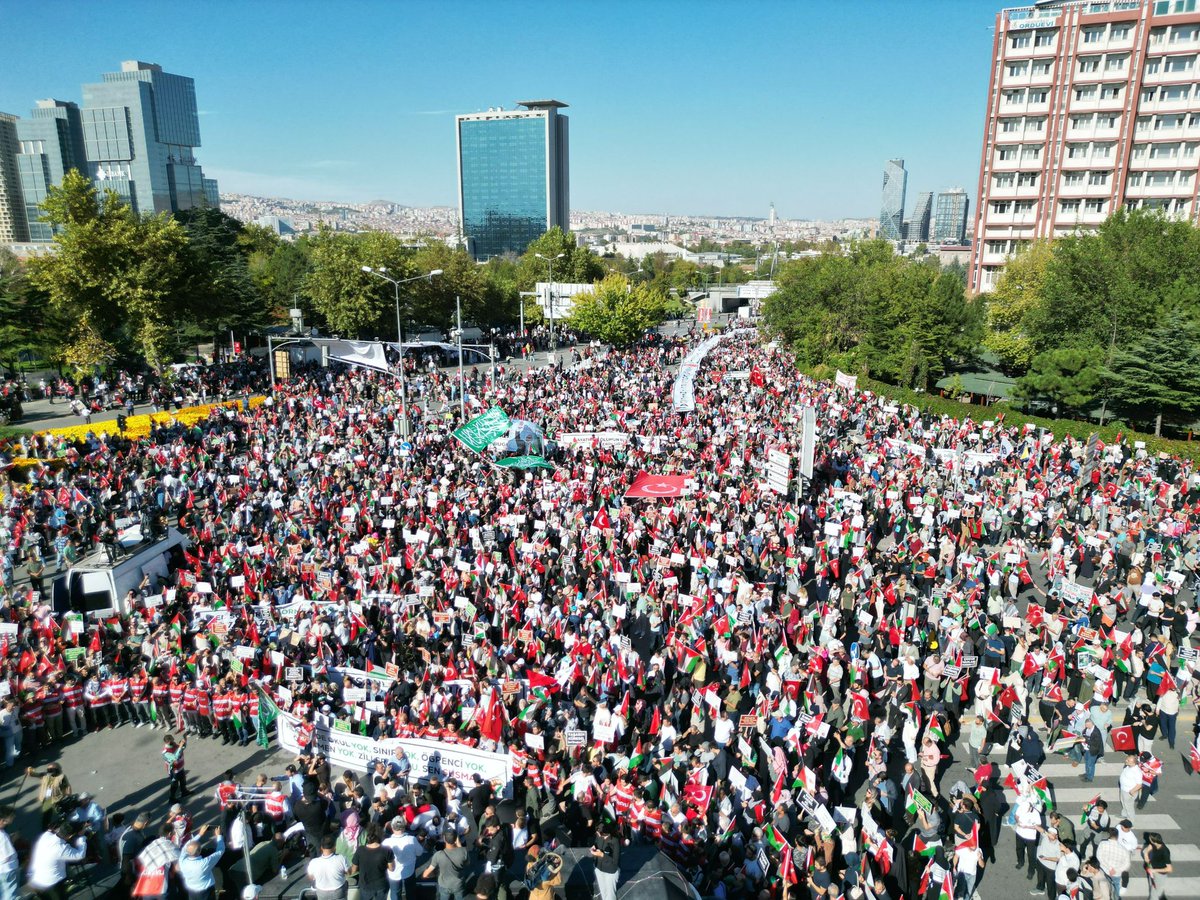 Ne mutlu vicdan sahibi "insan"lara... #soykırımaisyan
#kurtulusparkı
#Gaza
#Kudüs
#FreePalestine