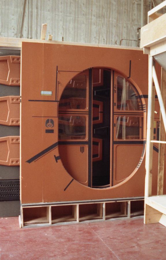 Ferengi doors require 1 slip of Latinum to open