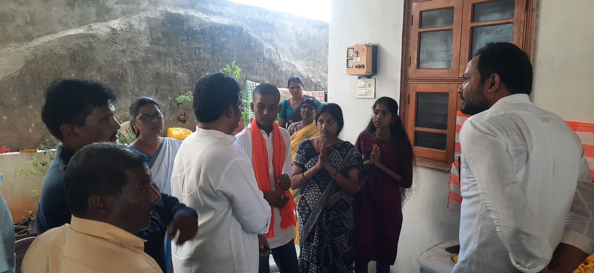 Offered condolences on the death of Peesari Narsaiah garu