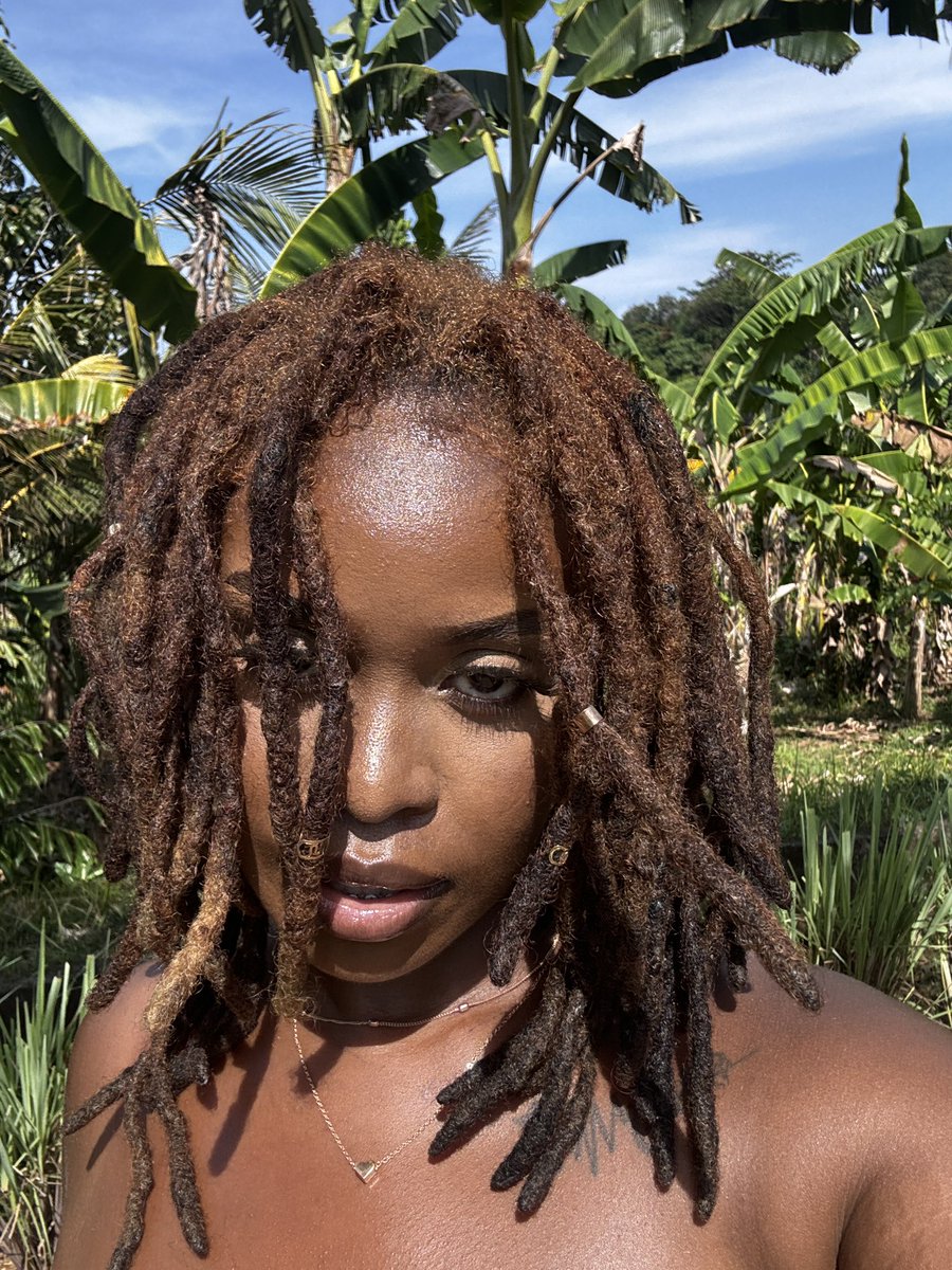 AddictedLayy's tweet image. Just a black girl who just moved to Bali, Indonesia 🫶🏾  subscribe to my yt: lashalayy #travelvlog #blackinbali #bali #