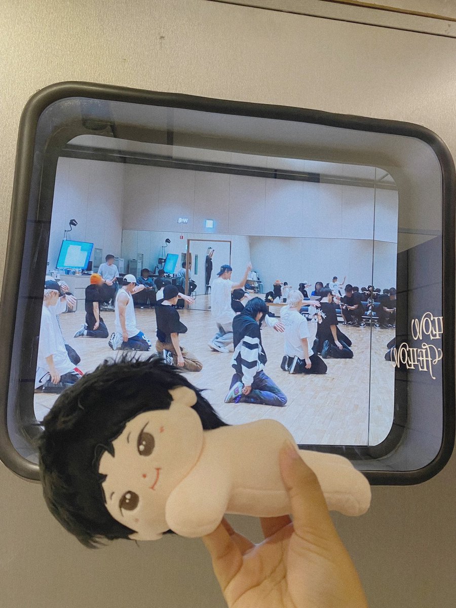 นว้องมะนู้วว tweet media