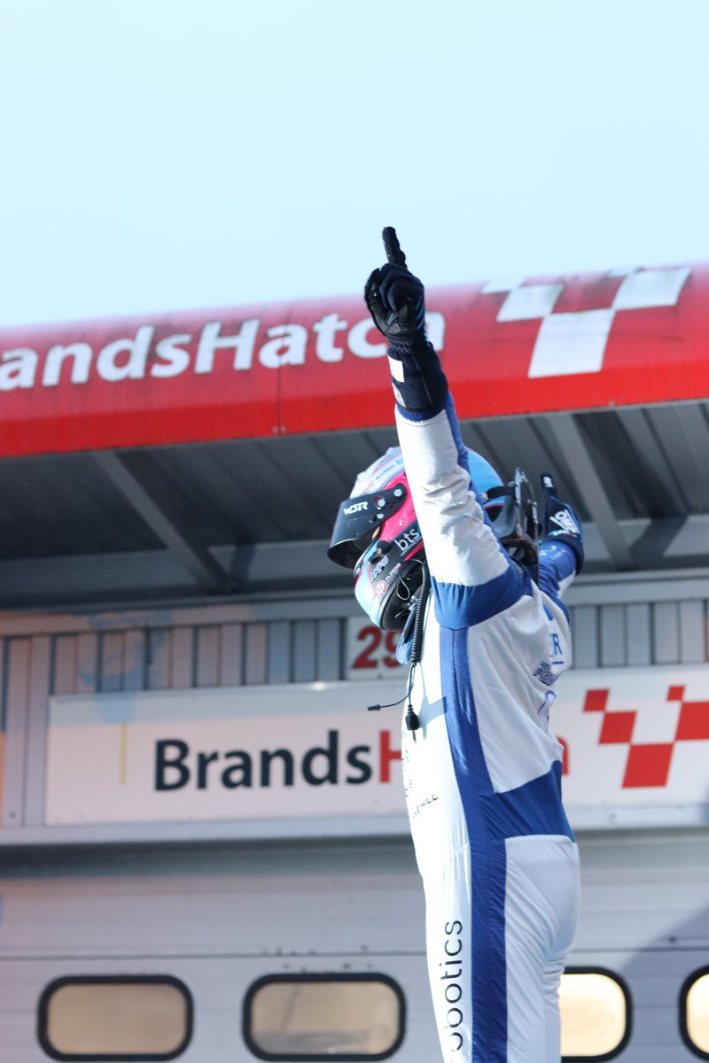 LaserRacing's tweet image. He’s only gone an won it! What a day. What a season. Jake, you’ve been magnificent.

📷 Photo by Richard Moir.

#WeAreLaserToolsRacing #MBMotorsport #BTCC