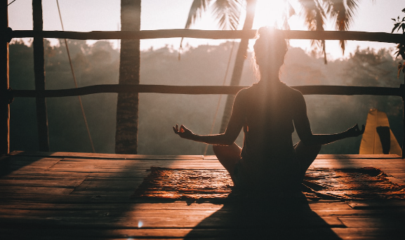 DSLarchive's tweet photo. Tired of the 9-to-5 grind? Imagine a life where you work just enough to fund your dreams, and spend the rest of your time doing what you love.

Discover the secret to a balanced, fulfilling life. https://t.co/pnpVce486W #Designyourdreamday #freedomlifestyle https://t.co/2DdZRRnmxJ