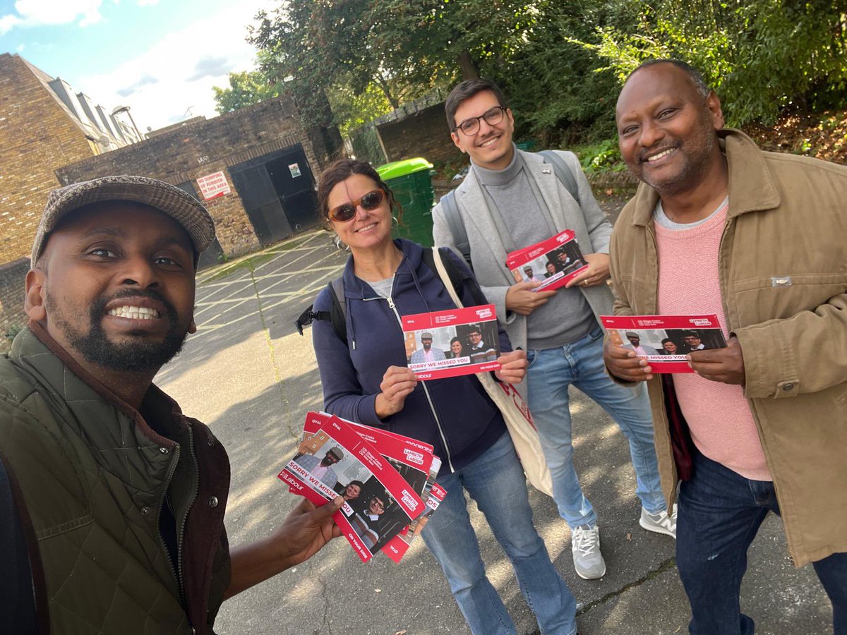 Thank you to the residents of the Wyvil Estate for taking the time to speak with us yesterday afternoon. It was great to hear your ideas and feedback on how we can improve the meadow gardens and resurfacing the basketball courts. Your input is invaluable! 🌳🏀