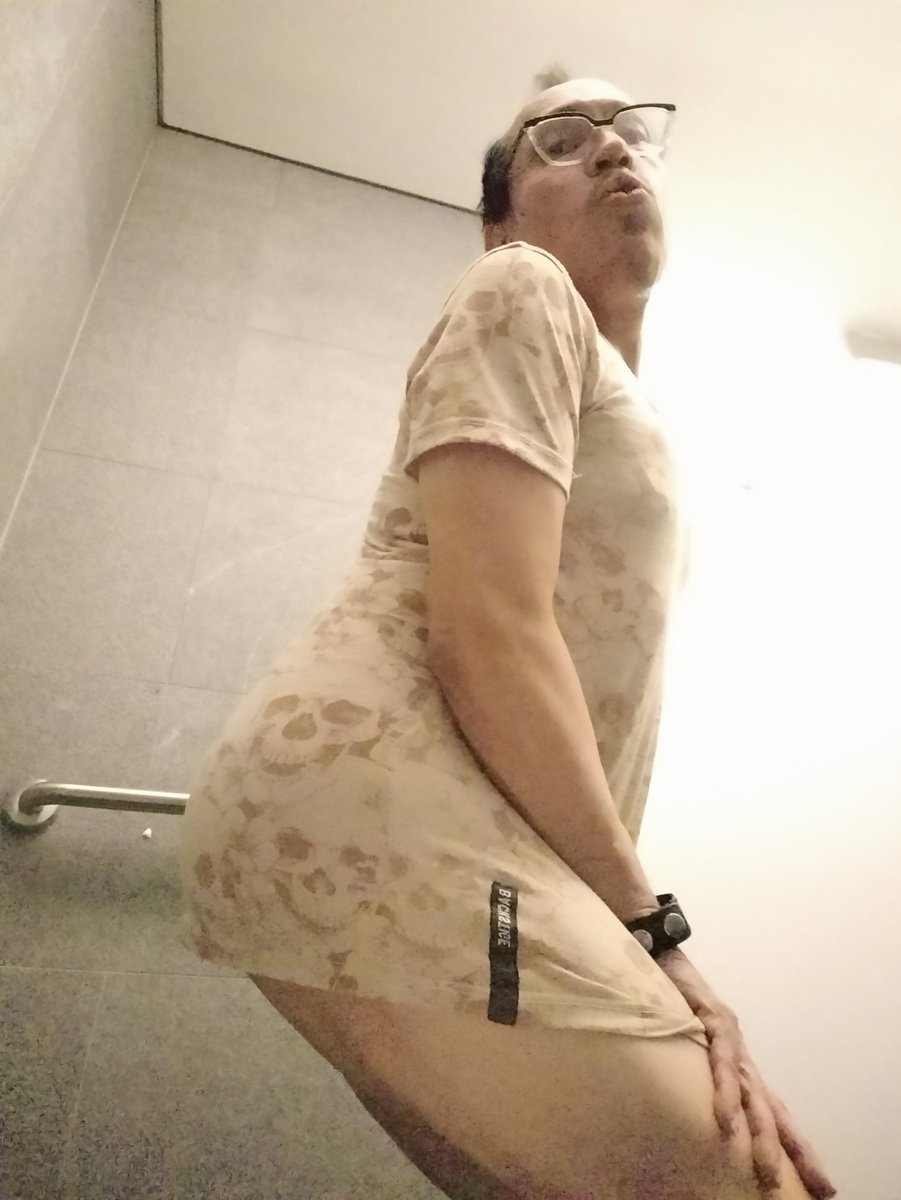 Paolasade1's tweet photo. Necesito un macho que me haga su mujer https://t.co/ngWS4U8t4T