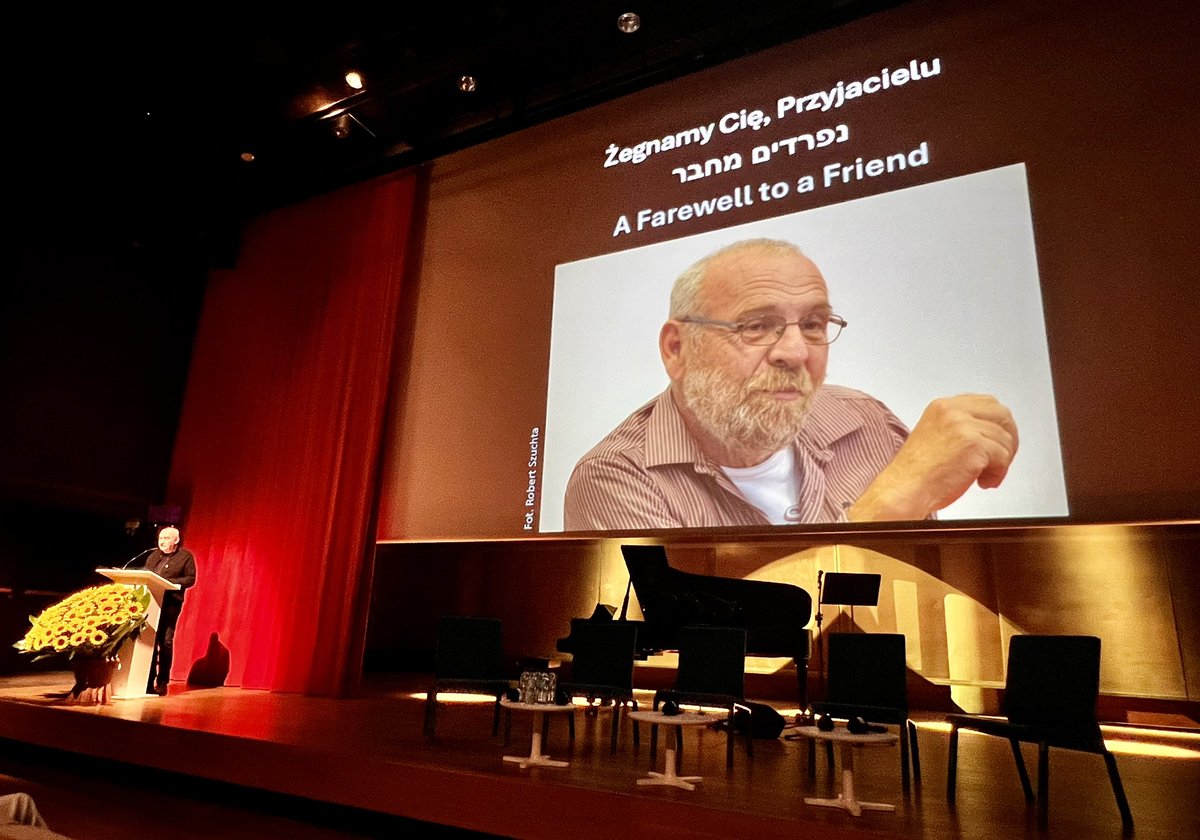 magdalenaszub's tweet photo. 100% Polish & 100% Israeli, devoted to building 🇵🇱🇮🇱 bridges destroyed by the Holocaust.
On the eve of #October7 anniversary, paid tribute to the legacy of #AlexDancyg in @polinmuseum. https://t.co/8kGErCEeT4