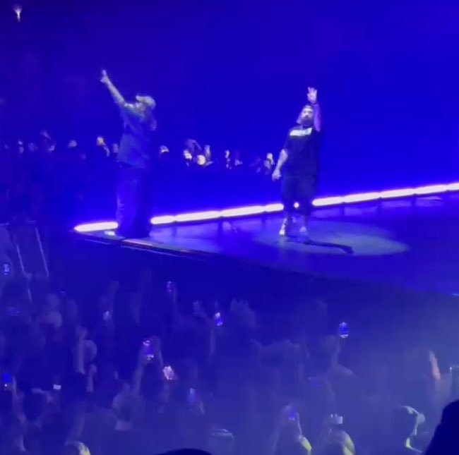 Bashing_'s tweet image. I can now say I SURVIVED GREYDAY!! What an amazing show! You boys killed it seriously @suicideLEOPARD @SuicideChrist! Thank you for the experience it was awesome! 👌🙌 See you next year!