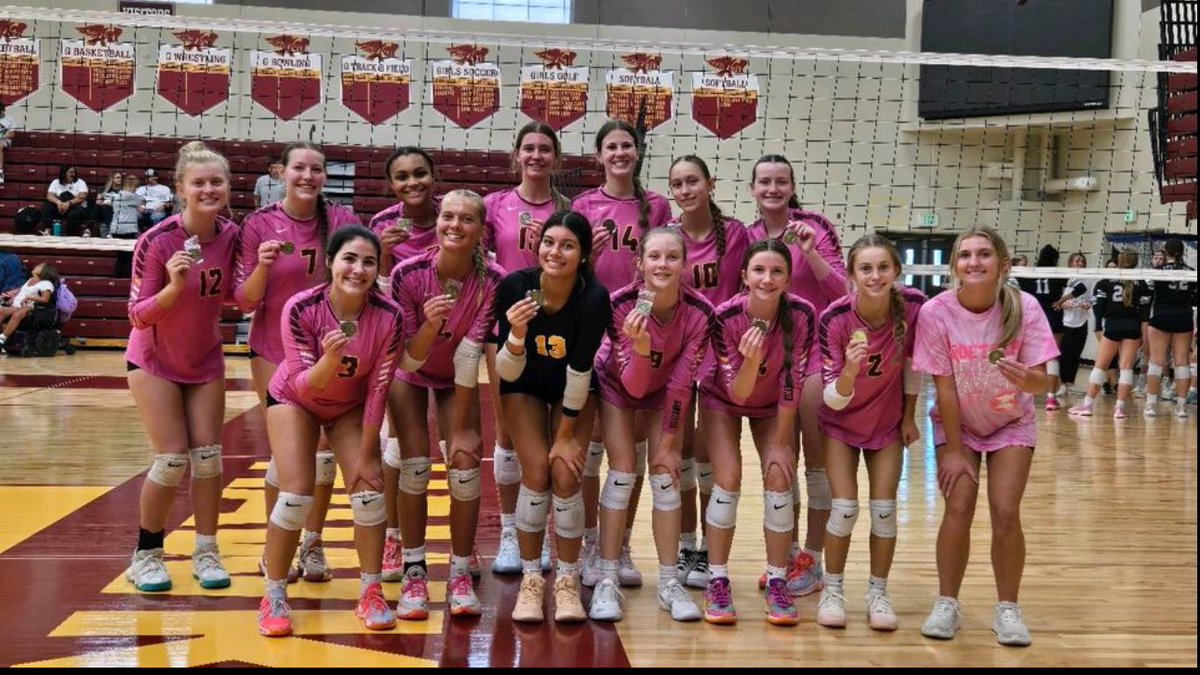 10/5/24 Ankeny Hawk JV volleyball tournament CHAMPS!!!! Congratulations ladies🙌🏻🎉🎉🎉💪🏻