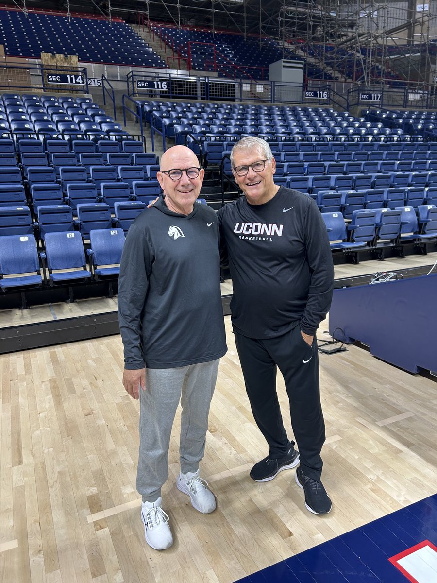 jeritz1's tweet image. Attended basketball practices and a clinic at UCONN over the weekend. Had a chance to visit with Coach Auriemma.