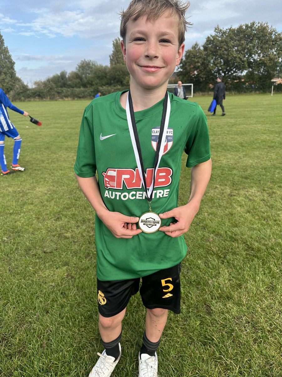 Big win for our Sunday lads today. 

Our new signing Jack lifted the whole team and scored 5 of our 6 goals and assisted the other. Not a bad debut at all 😮‍💨⚽️⚽️⚽️⚽️⚽️🏅