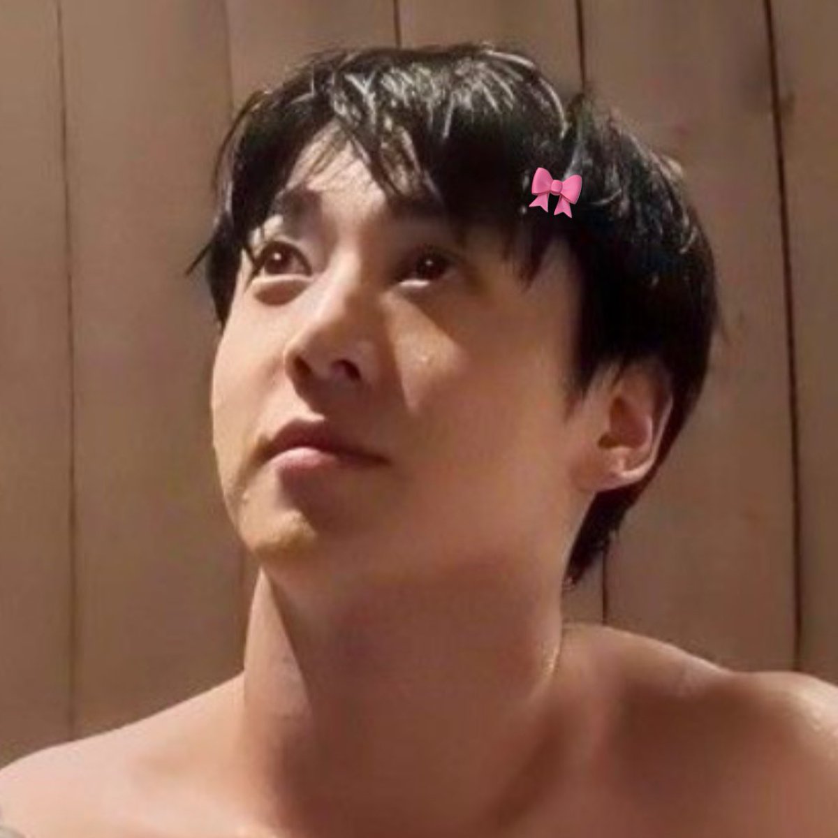 the body                                    the owner 
☠️💀💪🖤💣🔪                     💗🎀🥺💞🩷
🔪💣💀🖤☠️                     💘🩷💖💓💞
🖤💀💪☠️💣🔪                     💗💓💞🥺💕
💣💪☠️🖤🔪💀                     💞🥺🎀💘💓