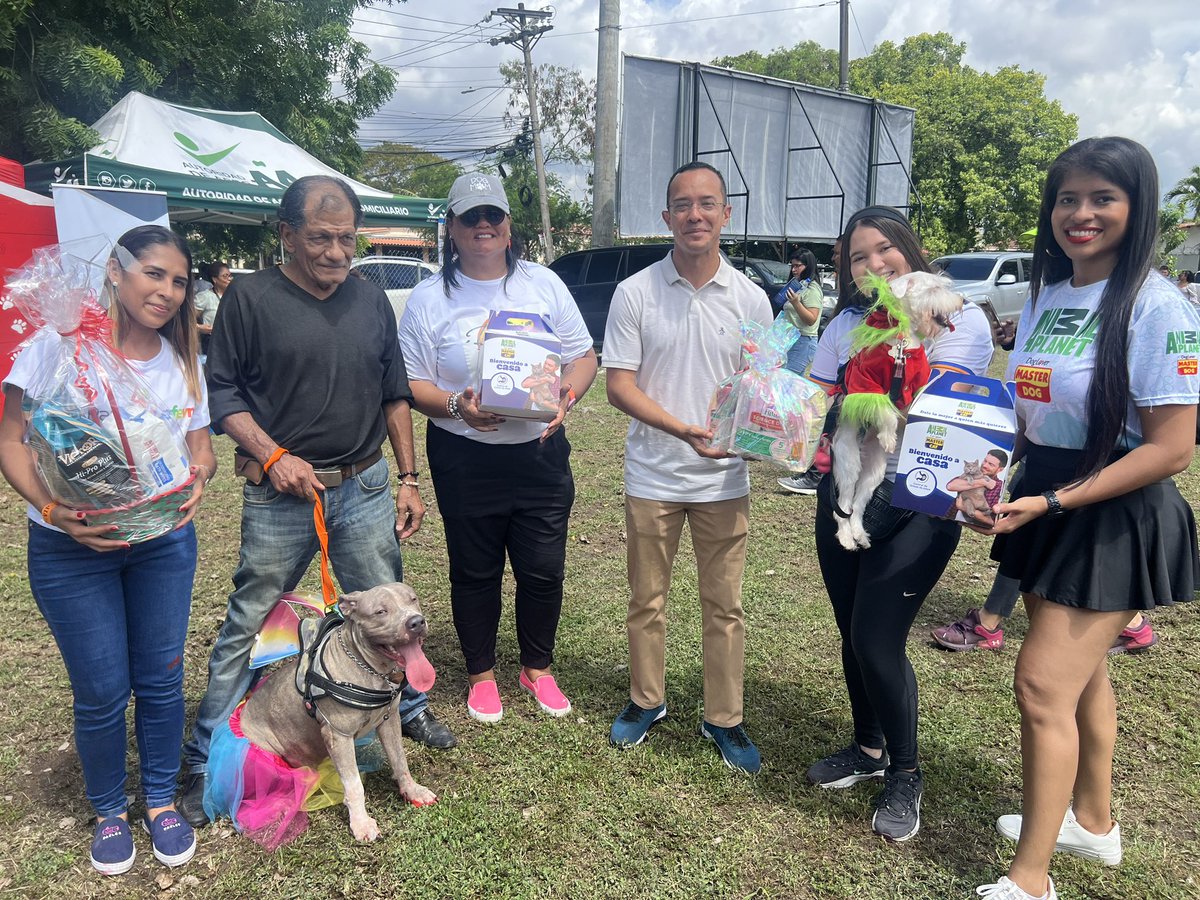 Parque_Lefevre's tweet photo. ¡La 1ra Feria de Mascotas de
Parque Lefevre ha sido TODO UN EXITO!
Gracias a toda la comunidad que se ha unido a esta increíble celebración en nuestro Parque Canino en #Chanis y han disfrutado de un día GUAU para toda la familia con vacunación, concurso de disfraces y mucho más. https://t.co/uHS1bPlFAd