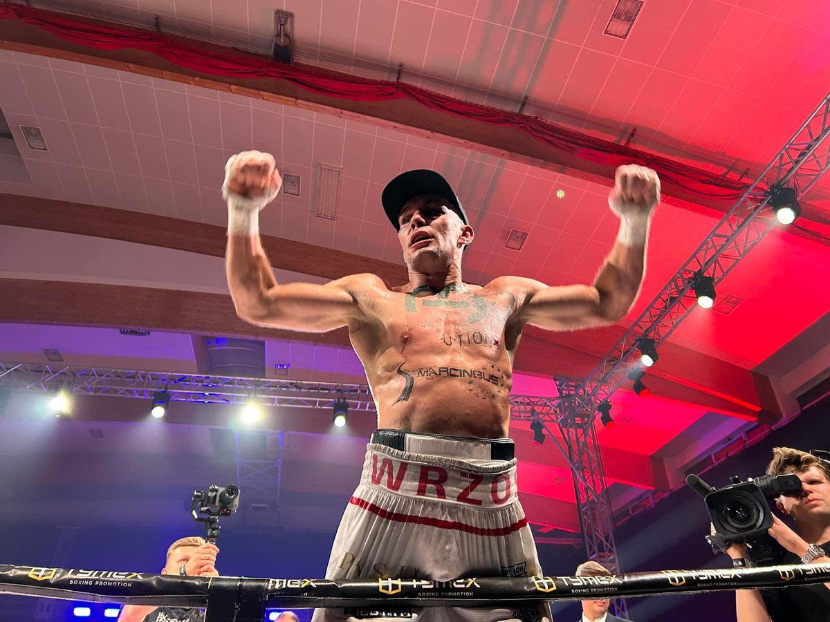 „Ciężka, mądra praca na treningu więc zabawa w ringu” Mamy to‼️kolejny krok w przód do celu, cel jest jeden💪🏼

<a href="/TojestBoks/">To jest boks</a> <a href="/Battensbox_gym/">Battens Boxing</a> <a href="/JanuszPindera/">Janusz Pindera</a> <a href="/kacperbart/">Kacper Bartosiak</a> <a href="/MiszkinMaciej/">Maciej Miszkiń</a> <a href="/RingBlogpl/">RingBlog.pl 👊</a> <a href="/ringpolska/">ringpolska</a> <a href="/bokser_org/">BOKSER.ORG</a> <a href="/tomekratajczak/">Tomasz Ratajczak</a> <a href="/boxeoPL/">Marek z PWR</a> <a href="/Konrad_lbn/">Konrad Kryk</a> <a href="/garnekmedia/">przemek garczarczyk</a>