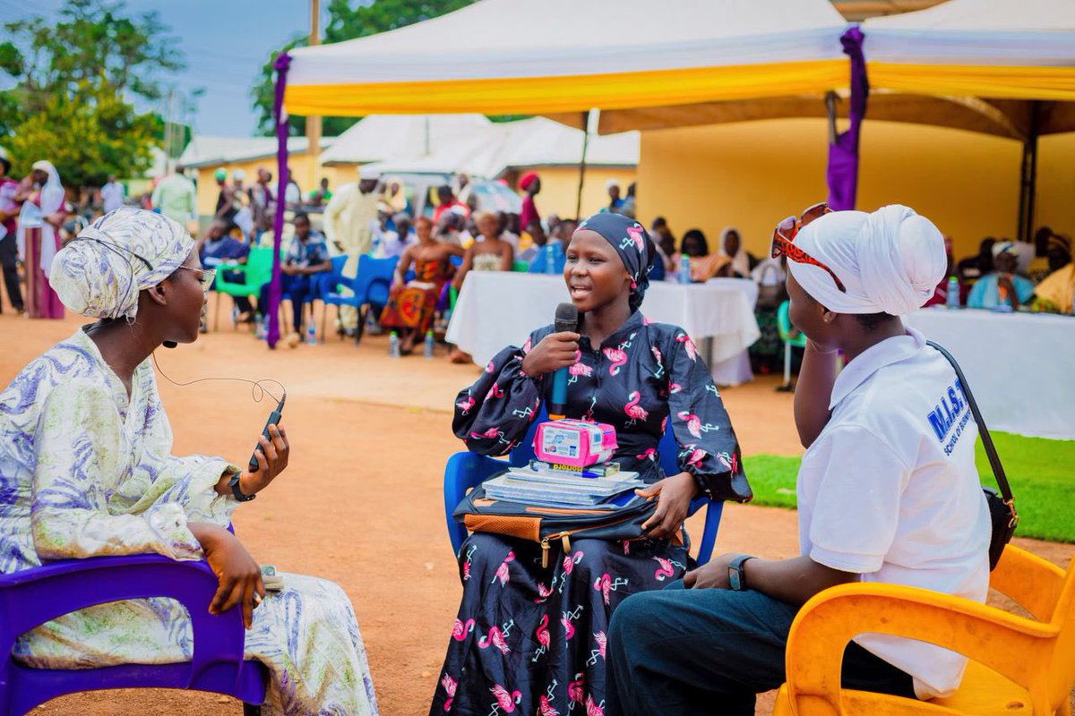 Chatte_Anderson's tweet photo. @Camfed Ghana held community engagement durbars at Yendi and Ekumfi to discuss its programs and activities with community representatives.

#CommunityEngagements
#CAMFEDPartnerships
#CAMFEDIPs https://t.co/7YMbqKJUOP