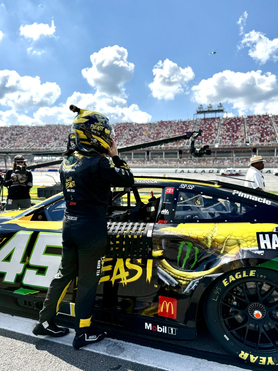 BeastUnleashed's tweet photo. Itโs time to go racing here at @talladega & @tyler_reddick is ready to get NASTY!
#DegaGoesNasty #NASCARPlayoffs #NastyBeast #TheBeastUnleashed https://t.co/66pboF4I3h