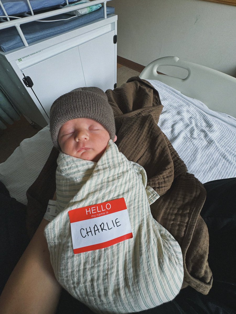 We’ve been waiting for you Charlie Giroux🤗🥰🥹🩵!!