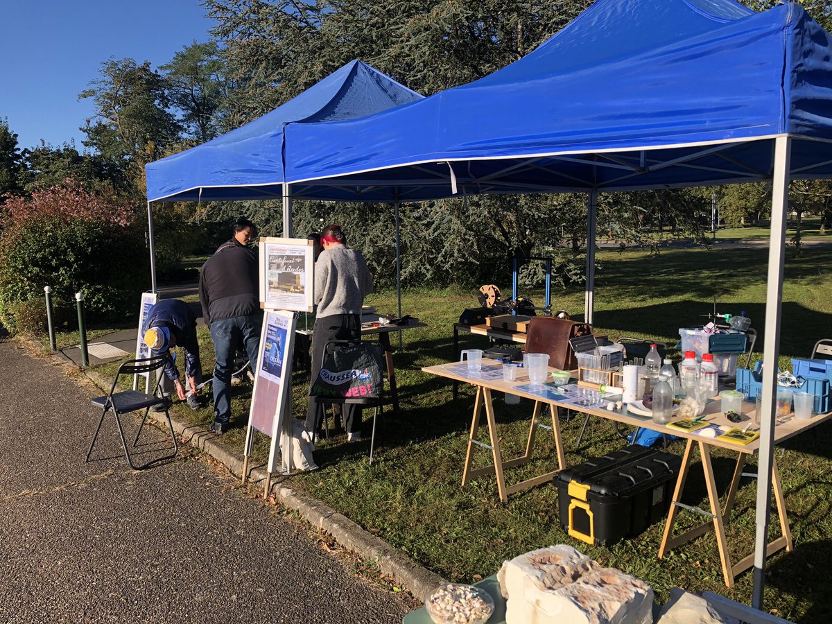 AAsj45's tweet photo. Un superbe week-end de sciences avec un public intéressé et passionné. 🤩🤩🤩@FeteScience @_CentreSciences . Merci @cnrs pour l’accueil 🙏🏻🙏🏻🙏🏻 https://t.co/MvGSw3w9D8