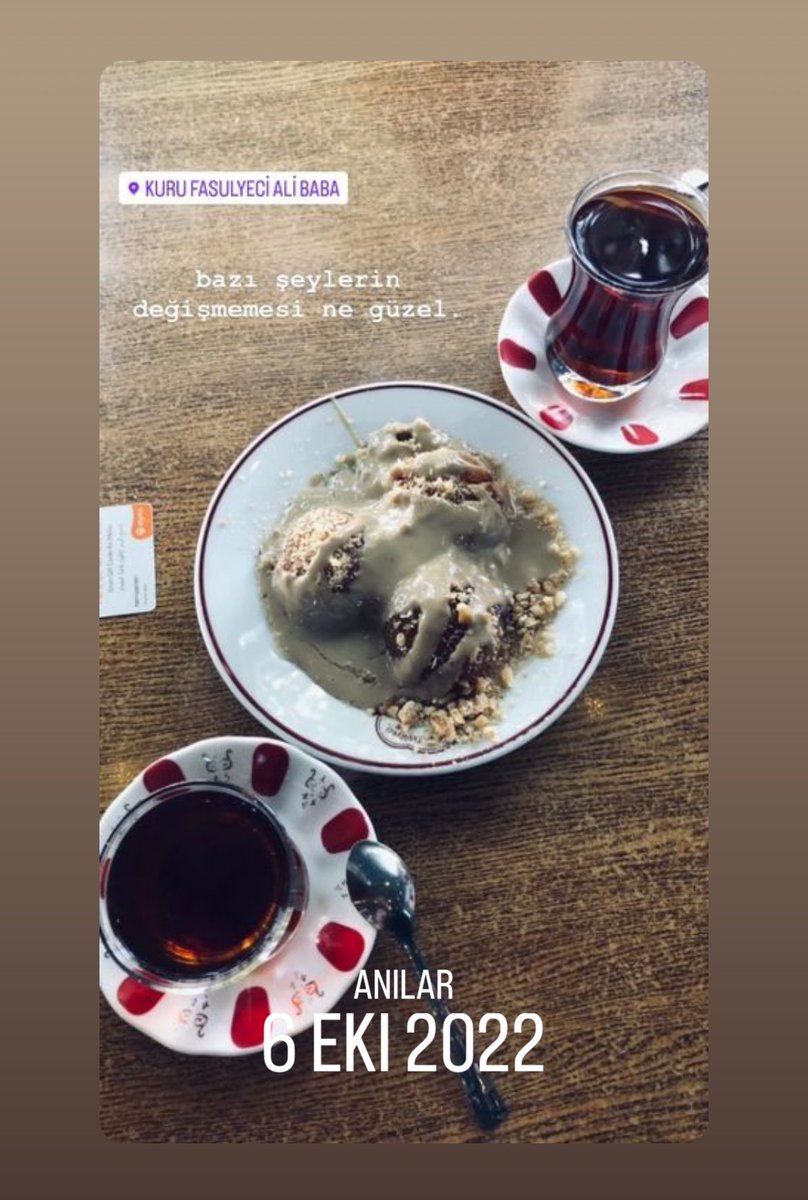 2 yıl önce böyle bir paylaşım yapmışım. “bazı şeylerin değişmemesi ne güzel” yazarken o an buna gerçekten inanmış olduğumu hatırlayıp kendime güldüm biraz önce. neyse, şuraya bir uçurtma bırakalım:🪁