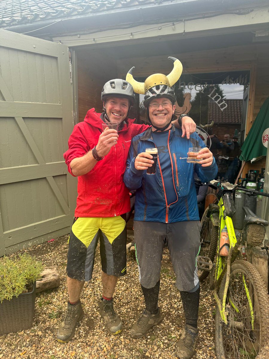 Top day 🚲 in the muck, XC heaven at the Viking Challenge 60km charity ride with a few pals 👍🦿👏🥳