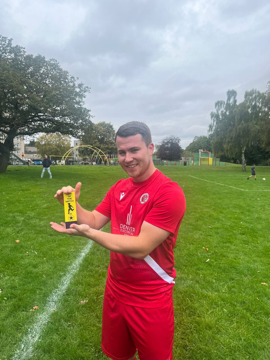 Back to back 7-0 wins as we beat FC Vilomah First today!

Aggressive from the first whistle, we went in at the break 4 goals to the good, before adding 3 more in the closing stages of the match. 

With 5 assists and a goal for himself, @alfie_bond99 is this week’s MOTM!

🔴⚪️