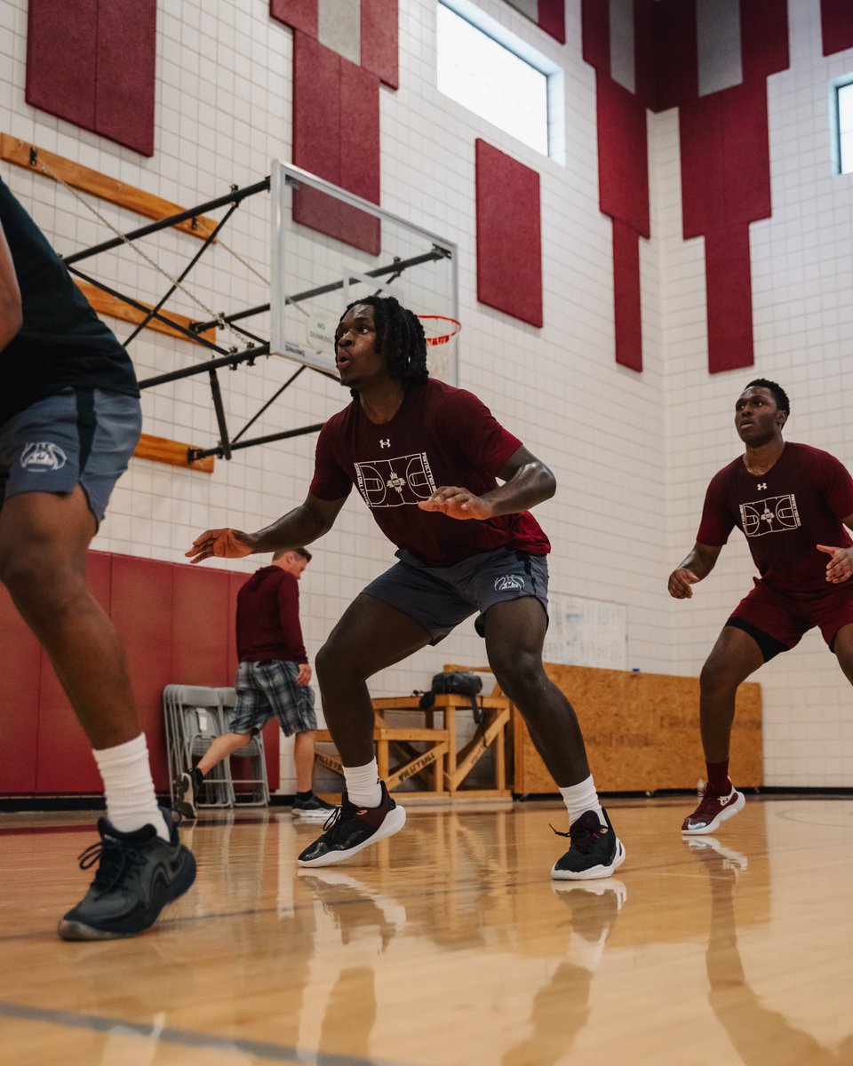 Help us wish our guy <a href="/gabe_pickens/">GabePickens</a> happy birthday‼️🎂

#AggieUp