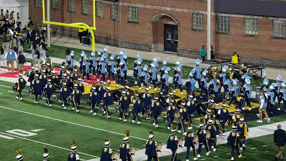 Eastern H.S. “Blue & White Marching Machine” tweet media
