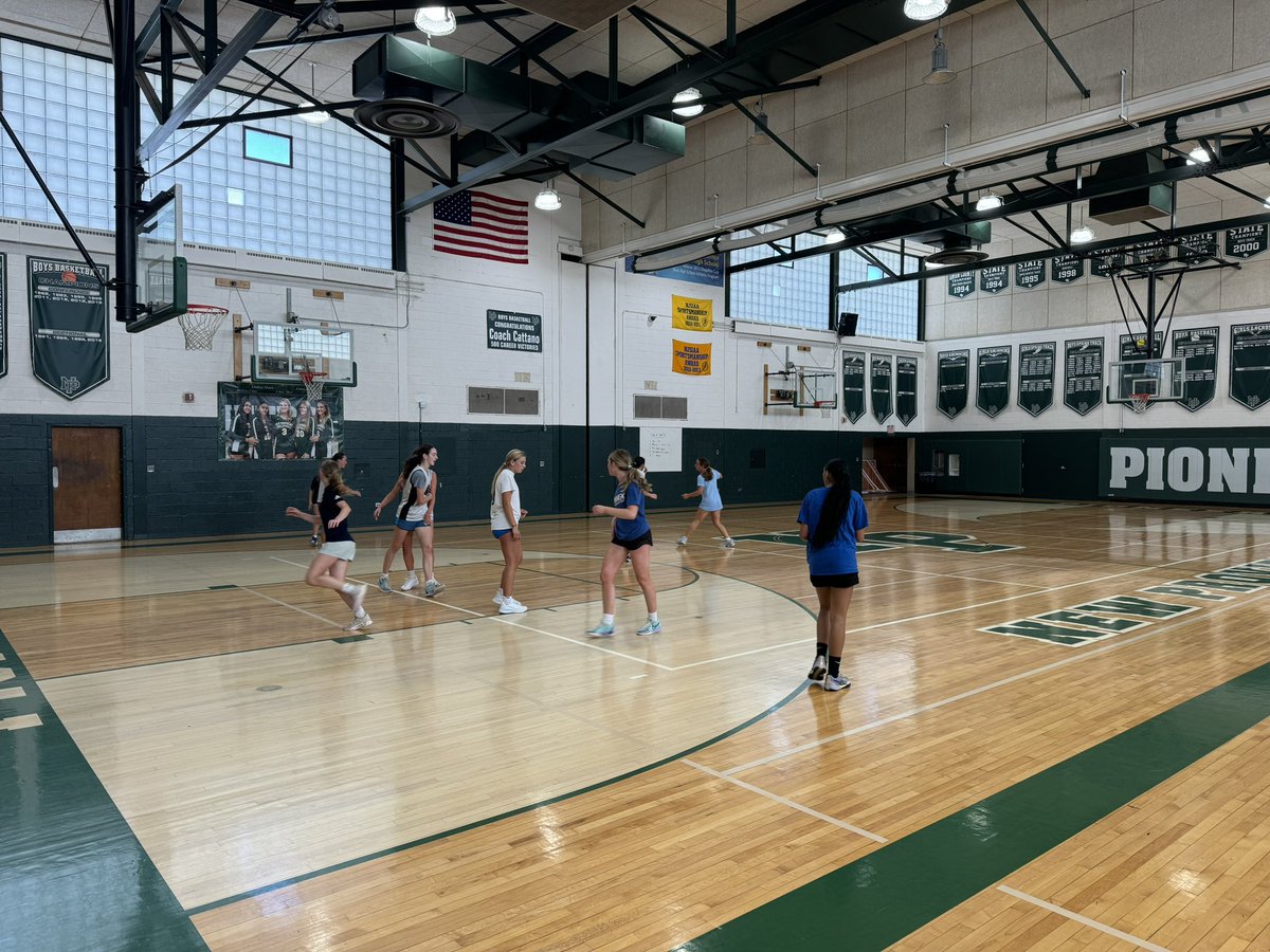 Had a good crew this morning @ccbasketballus. Girls representing 6 towns ranging in age from 5th to 11th all working to get better.