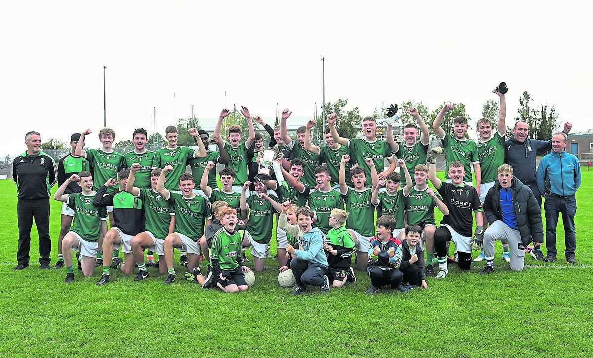ClonguishGAA's tweet photo. Minor County Champions
2024🏆
2023🏆
2022🏆
2021🏆
Four in a row, history makers in Longford.
Well done to all the lads and management who played their part over the years to make this extraordinary success possible🟢⚪️🟢⚪️ https://t.co/hT4U7mdFTt