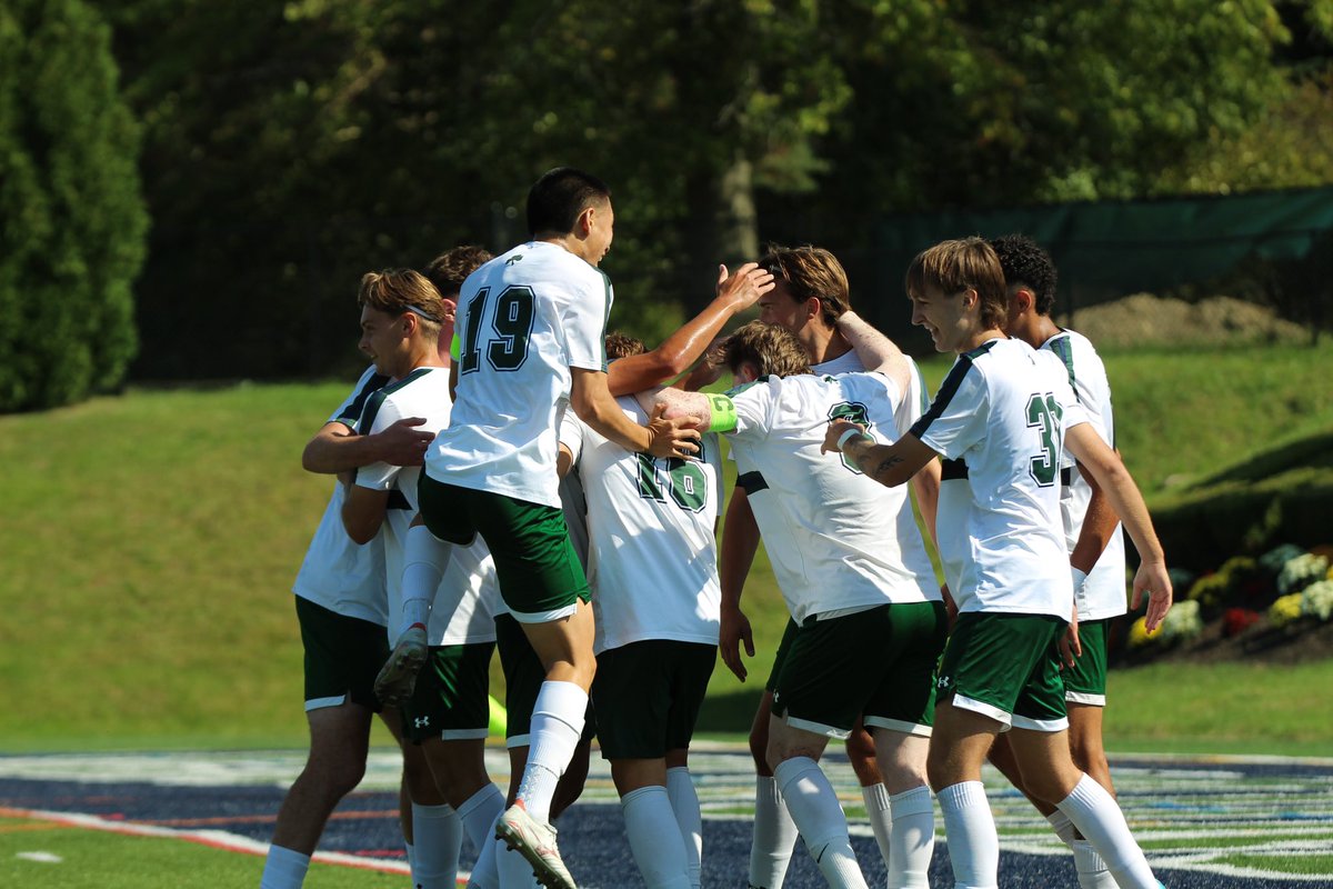 hurstmsoccer's tweet image. First half scenes on Saxon‼️

#HurstAthletics | #CarpeD1em ☘️