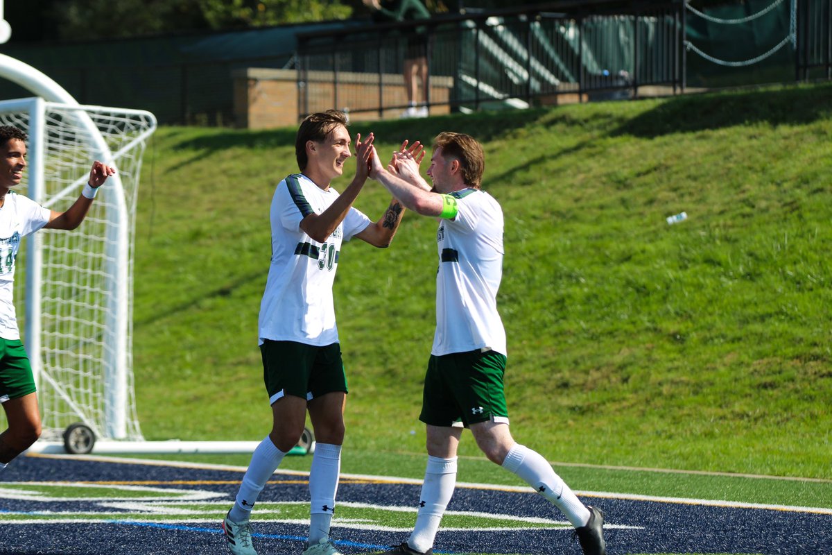 hurstmsoccer's tweet image. First half scenes on Saxon‼️

#HurstAthletics | #CarpeD1em ☘️