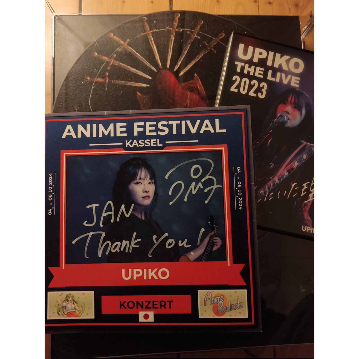 Sitzriese's tweet image. Thank you UPIKO for two incredible concerts! Not only an amazing singer but also the kindest and sweetest person🤘
#UPIKO #singersongwriter #Japan