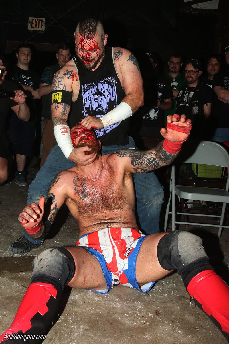 If anyone ever wondered who the current “favorite” is… 

Despite the company he keeps outside the ring, I don’t think it gets any better than <a href="/BobbyBeverly/">TheBev</a> right now. 

Made for the Chains ⛓️ 
Made for Ultraviolence 🩸