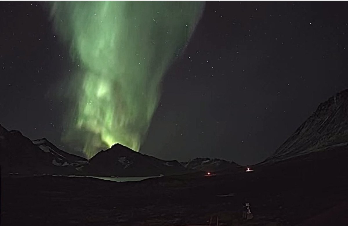 Join us to watch the stunning Aurora display tonight at NewsVerse365!
#Aurora #Auroraborealis #Greenland #NewsVerse365 

youtube.com/live/eofRi9UNW…