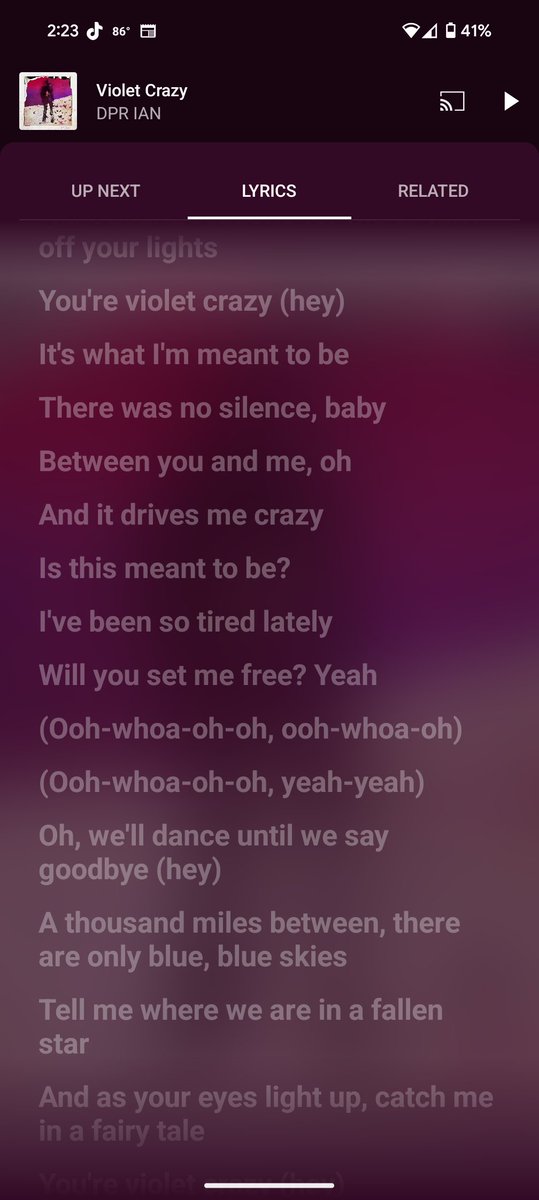 straightuplinz's tweet photo. I've said it a million times and I'll say it again. "Violet Crazy" by DPR Ian is so Violet/Xaden coded and since #fourthwing came out a few months before #dearinsanity this just confirms it in my mind. Could you please confirm @DPRIAN_ https://t.co/KfOPbiERfy