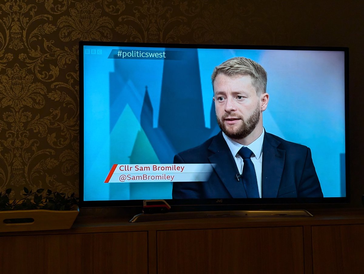 Good to talk on Politics West this weekend about:

👮‍♂️ Safety of politicians
🏥 NHS
🅿️ Free Parking
🤝 Benefits