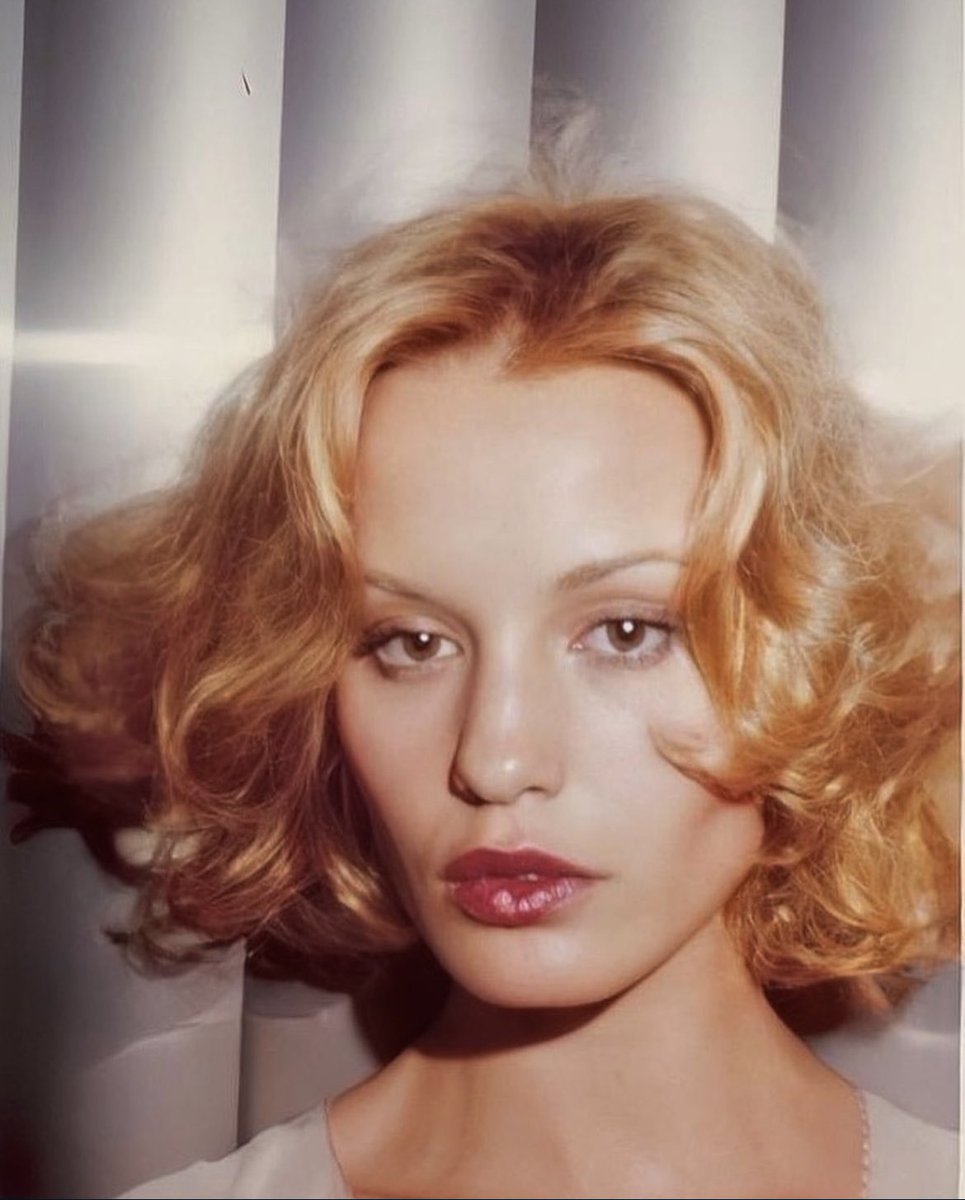 oof jessica lange’s face card been lethal ….omg