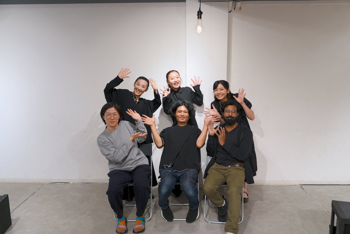 『ハムレットの女たち』、終演いたしました！
多くの新しいチャレンジに取り組む中で、至らぬ点も多々あり、創作を共にしていただいた出演者やスタッフの皆様にはご苦労を掛けてしまいましたが、新たな手応えを確かに感じる作品になりました。ご来場いただいた皆様にも、心より感謝いたします！