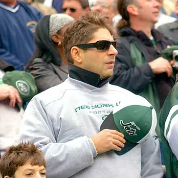 MoltisantiThots's tweet image. I'm startin' ta think Aaron Rodgers ain't the solution, T.